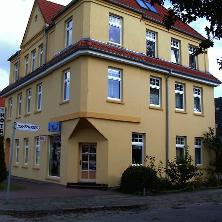 Hotel Boizenburger Hof ภายนอก รูปภาพ