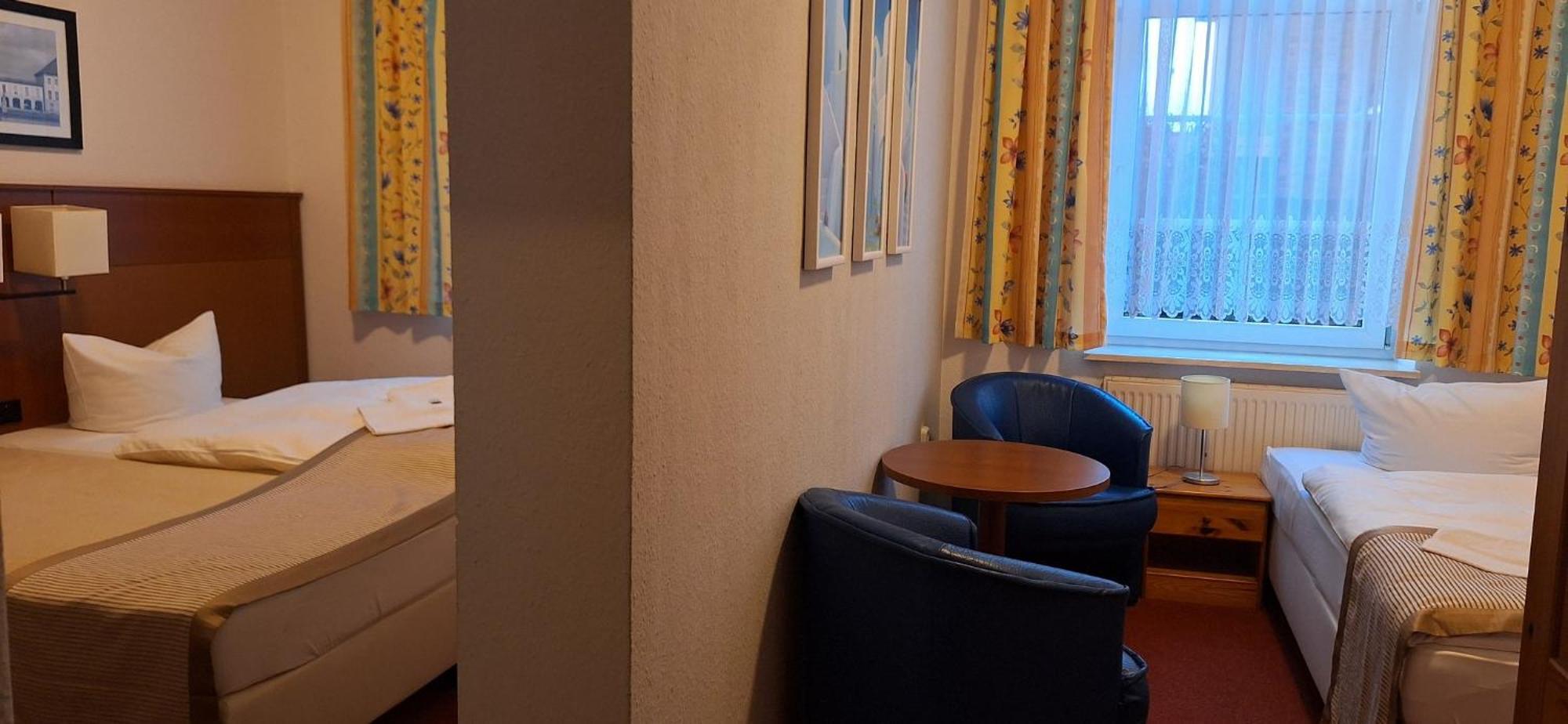 Hotel Boizenburger Hof ภายนอก รูปภาพ