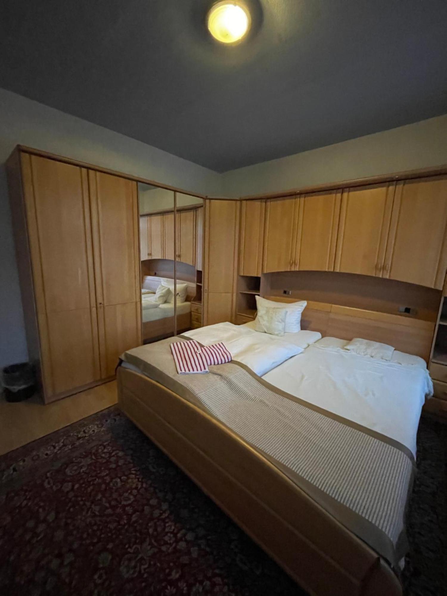 Hotel Boizenburger Hof ภายนอก รูปภาพ